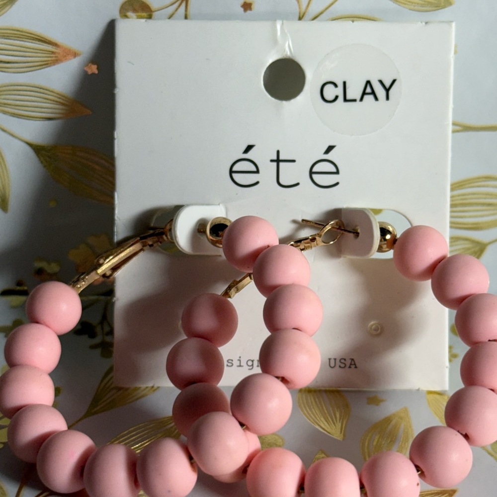 5/25✨✨ ETE Blush Pink Beaded Earrings